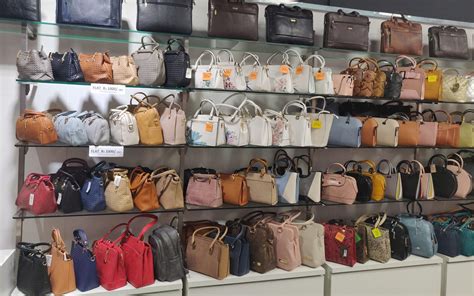 handbags shop|handbag shops near me.